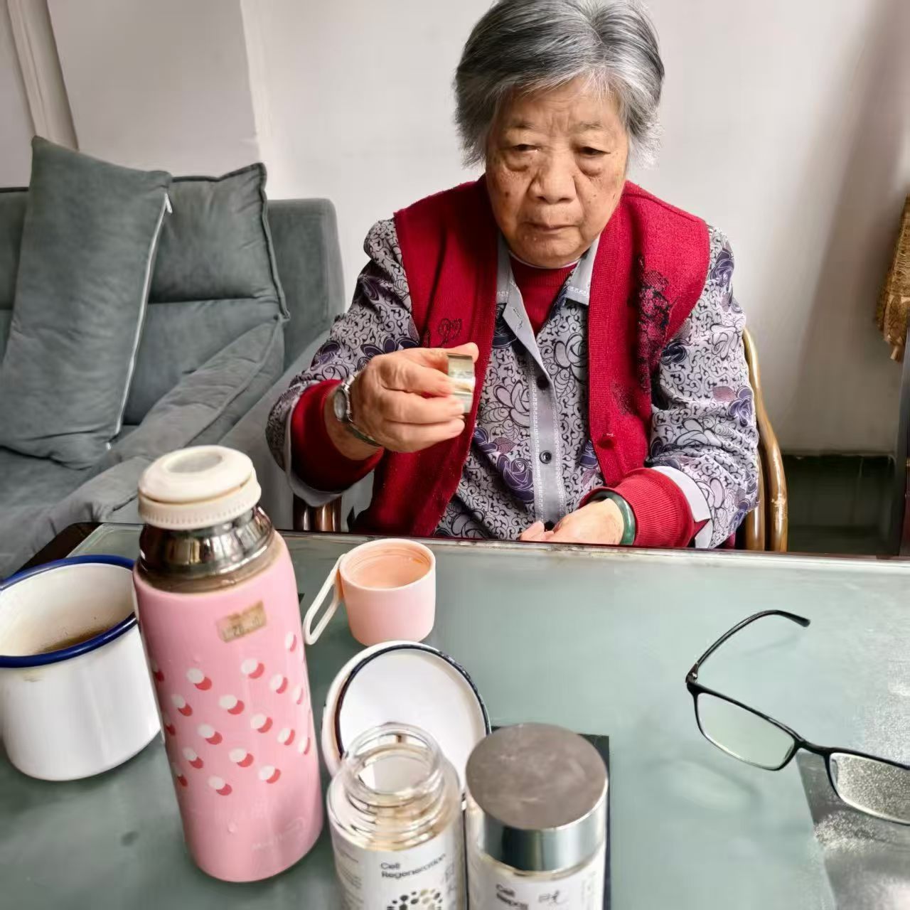 🌐便秘 睡眠都改善！
客户妈妈93岁，服用3个月，便秘通了！失眠改善了，可一觉睡六小时