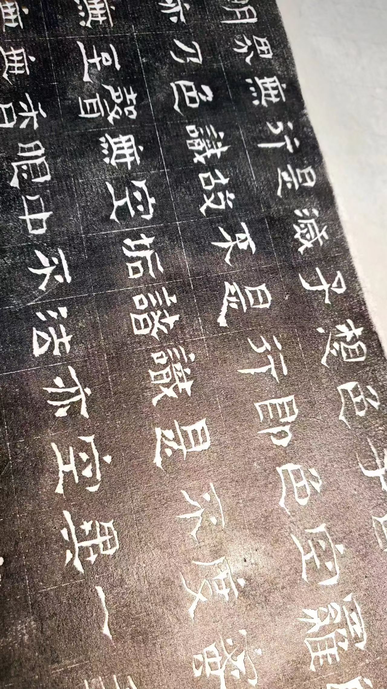 宋涛左臂刻心经佛像拓片