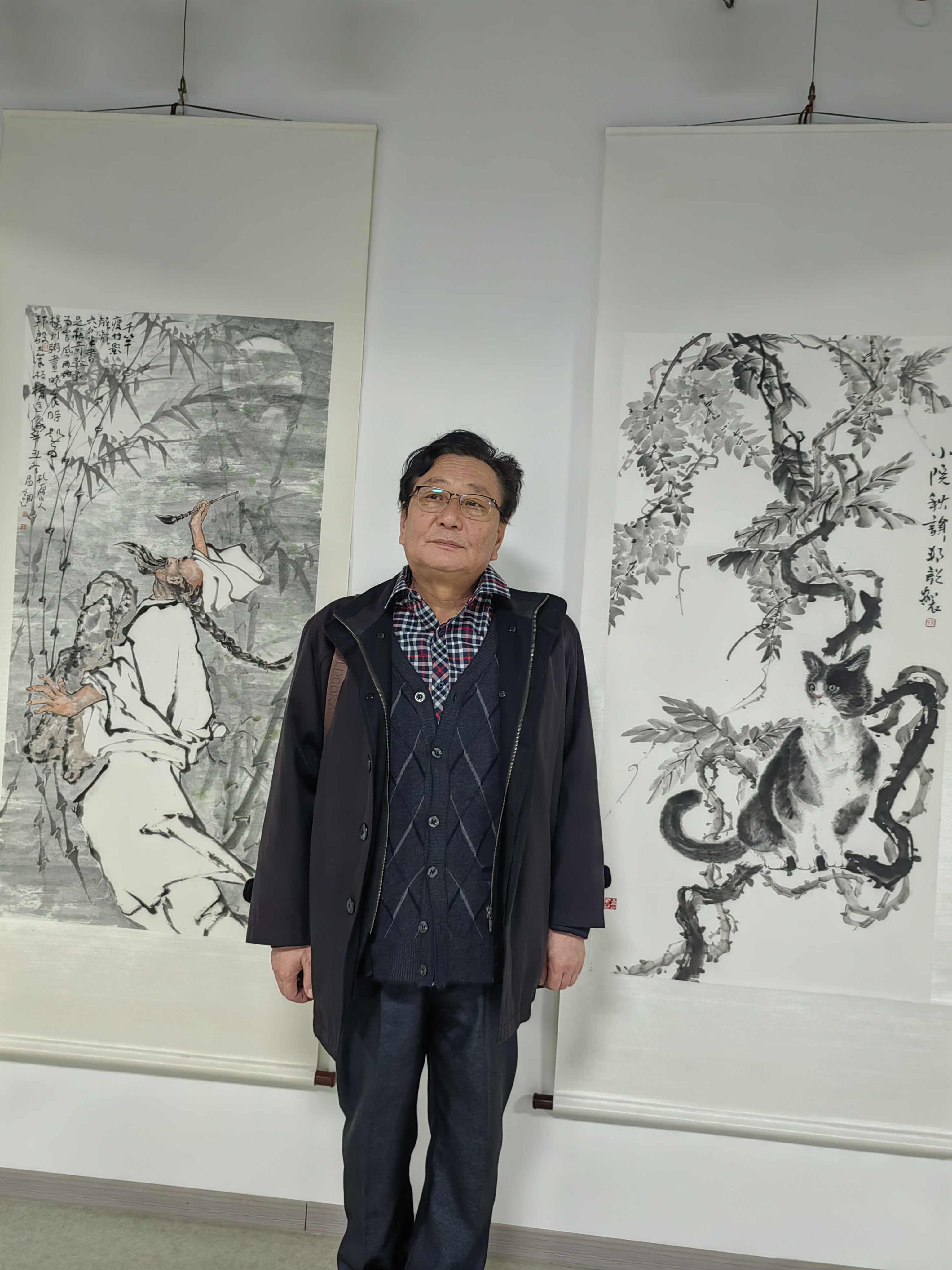 到张雄艺术馆参观。