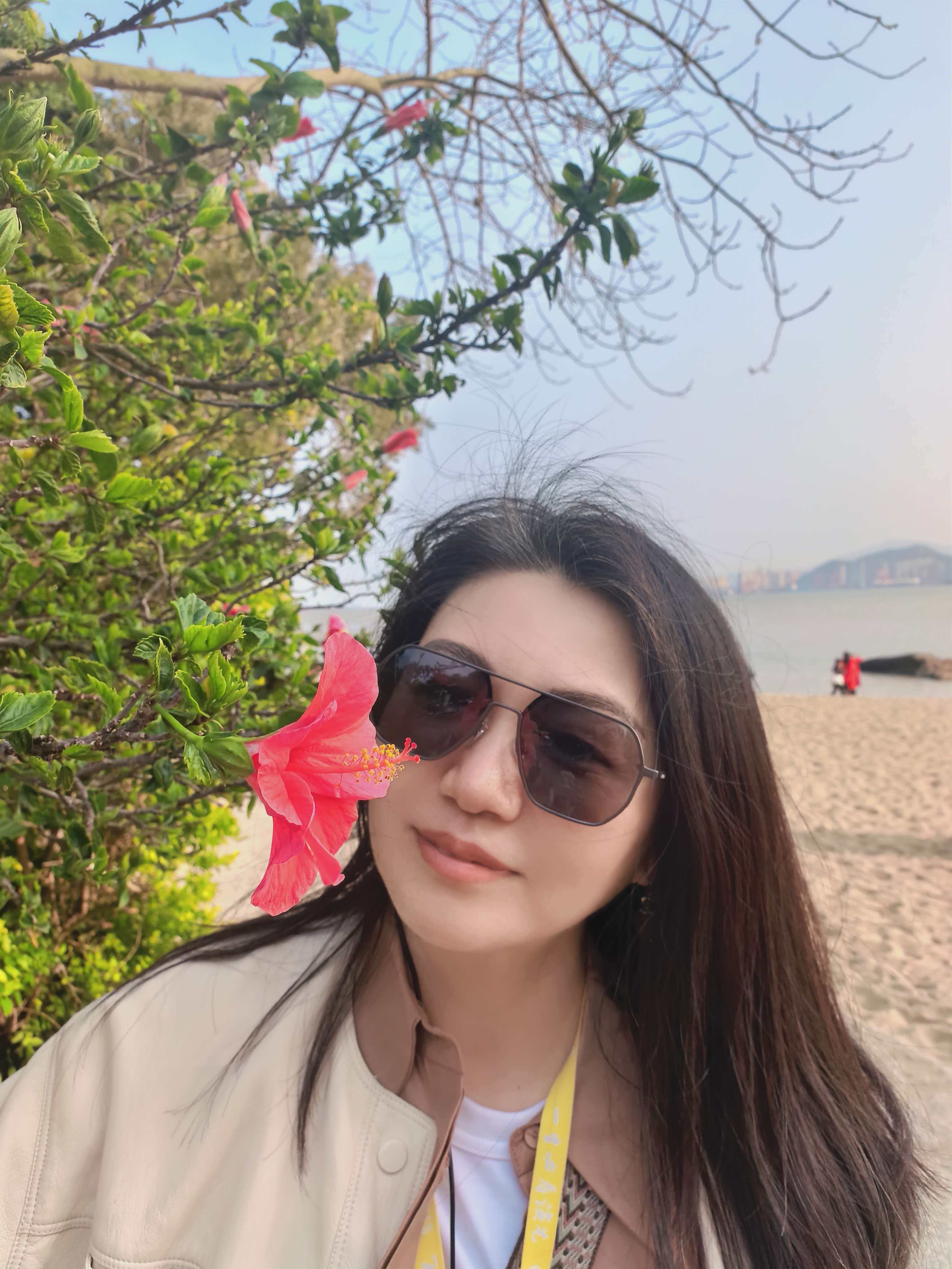 现代科技让我们的生命像春天的花儿一样青春永驻🌹