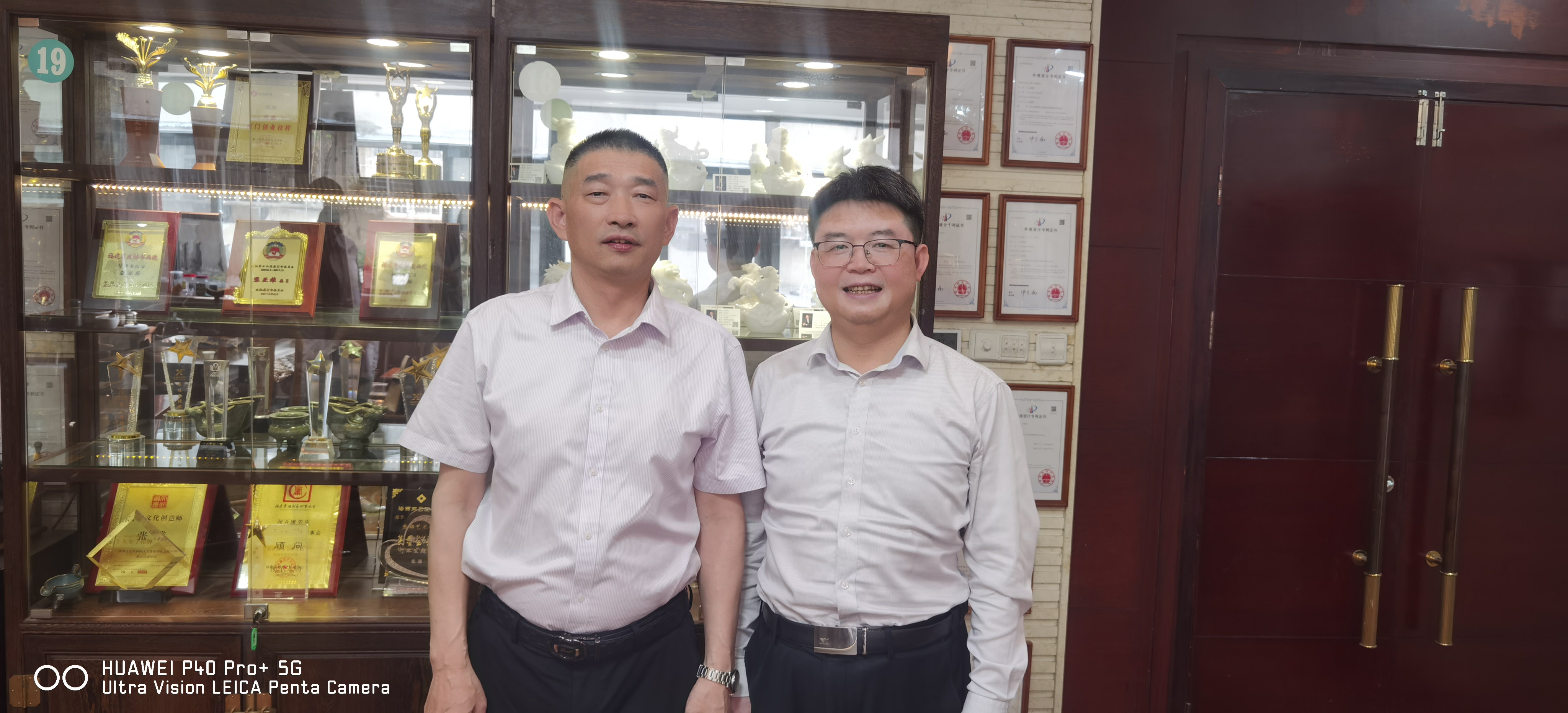 市文联领导参观即得公司