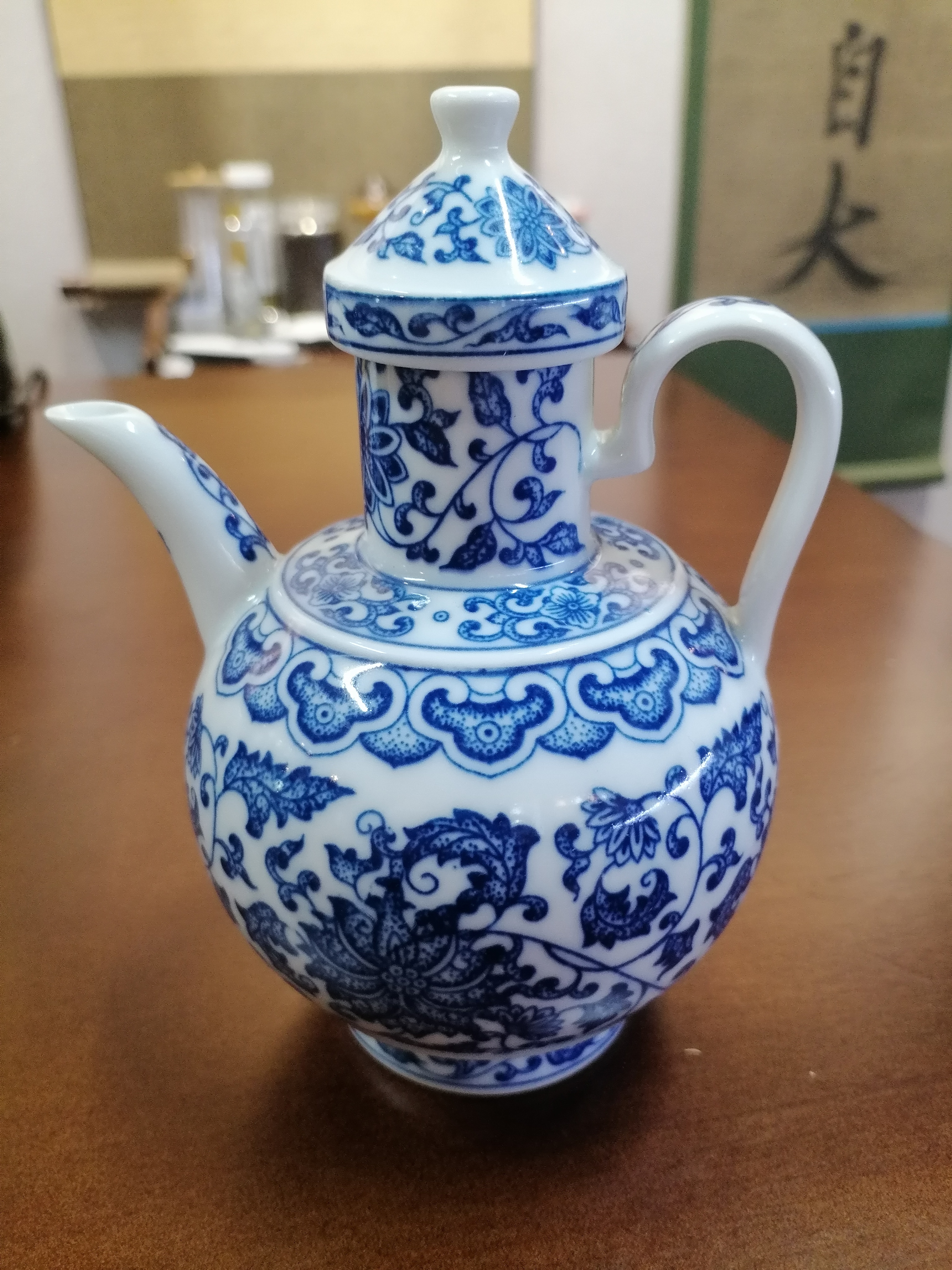 清代官窑青花瓷精品，喜欢的可通过张总联系我