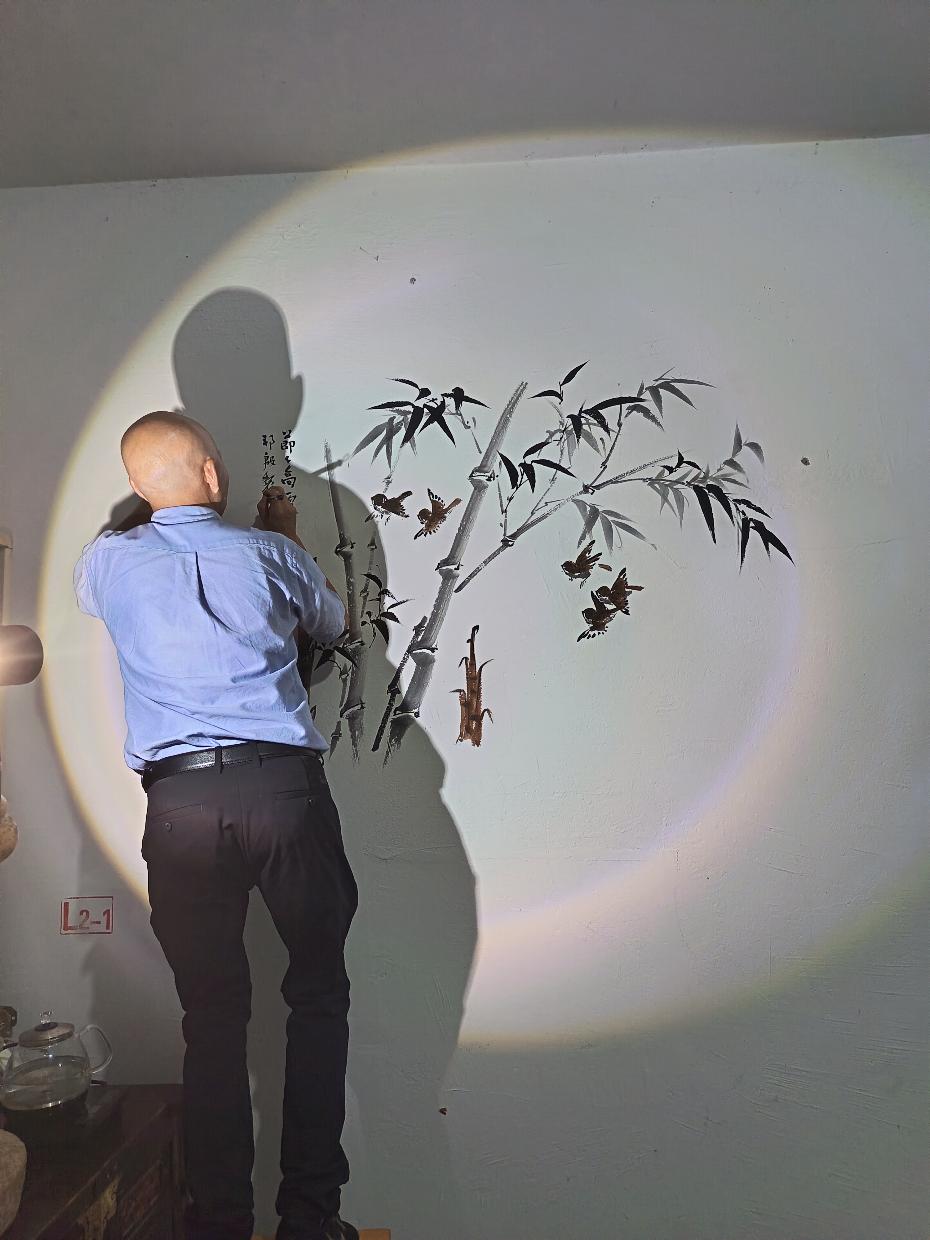 [香江画刊]真元小说:爻變牆畫墨竹影