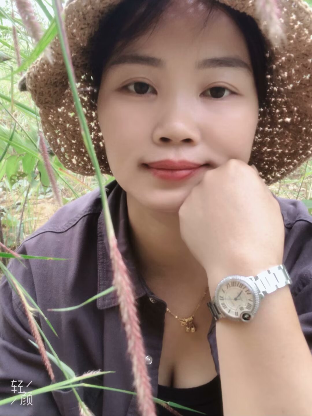 千万别能闲着，哪怕工资低一点也没关系，赚钱不分多少，最忌讳的就是小钱看不上，大钱又挣不到，有一份收入