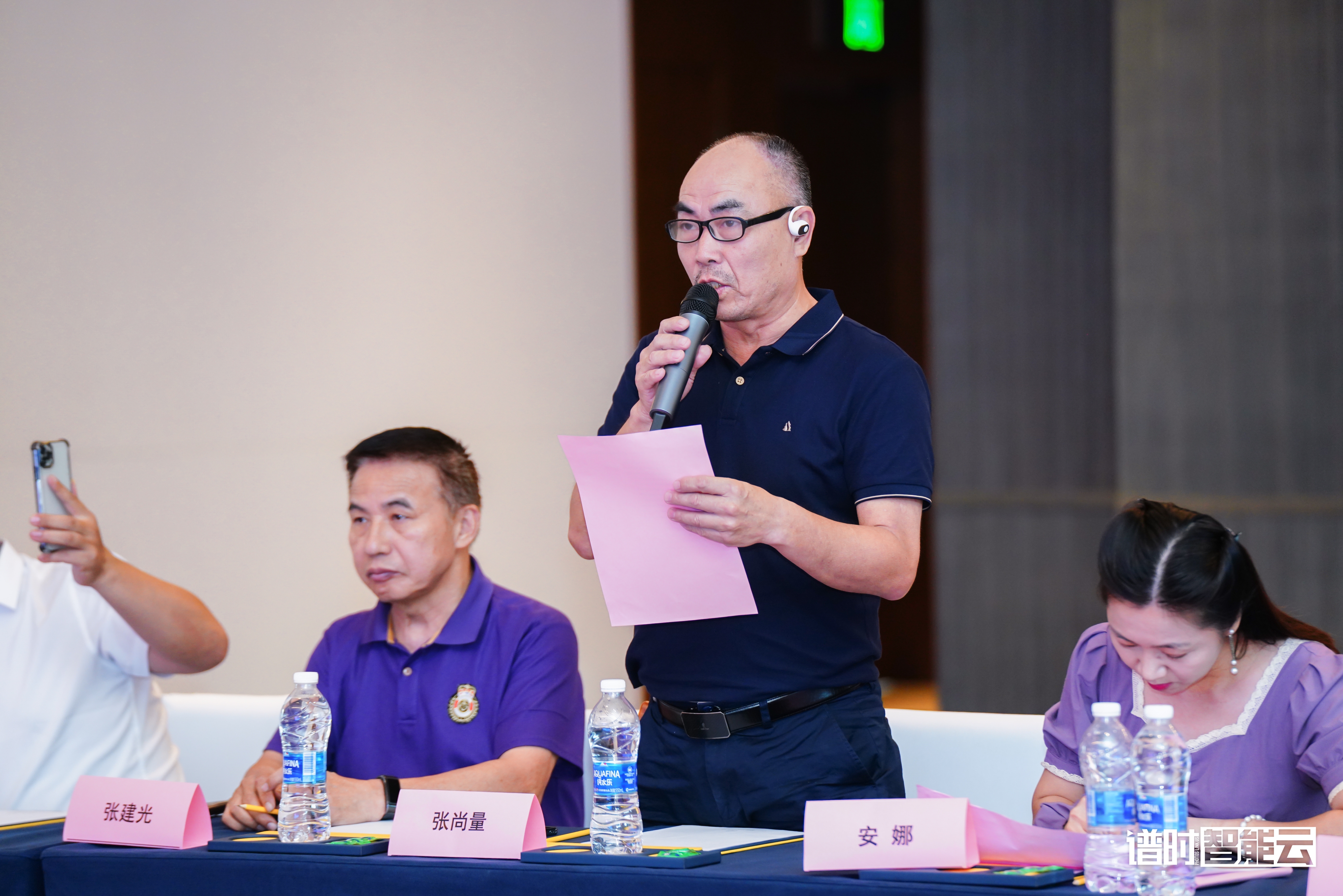 《参加厦门张氏的欢迎座谈会》
     7月27号，厦门市姓氏源流研究会张氏委员会在厦门城市广场酒店
