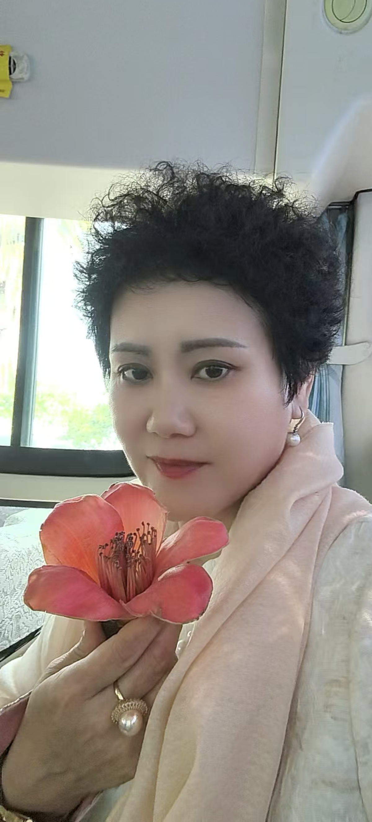 我用半个世纪等你，只为一次鹭岛听潮，梵院赏花。